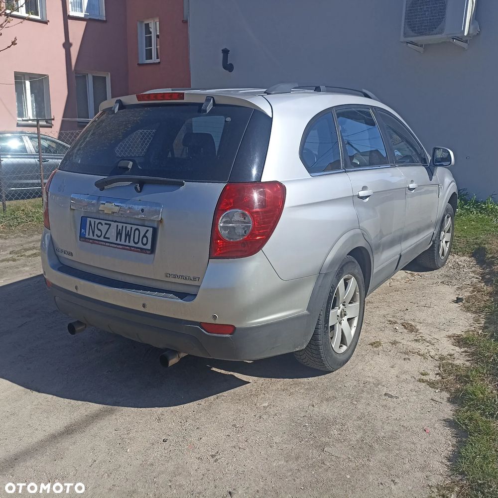 Chevrolet Captiva 2.4 2WD 7 Sitzer LS - 3