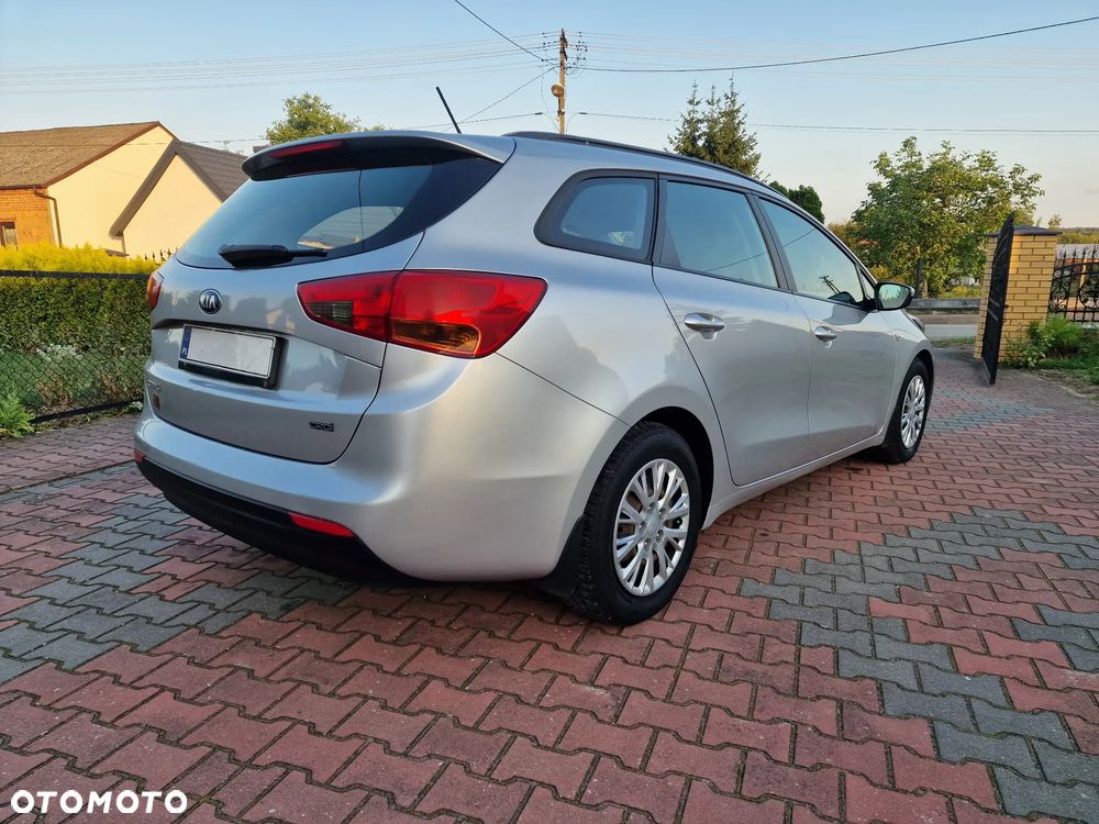 Kia Ceed 1.6 CRDi M - 4