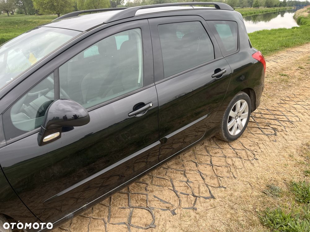 Peugeot 308 - 4