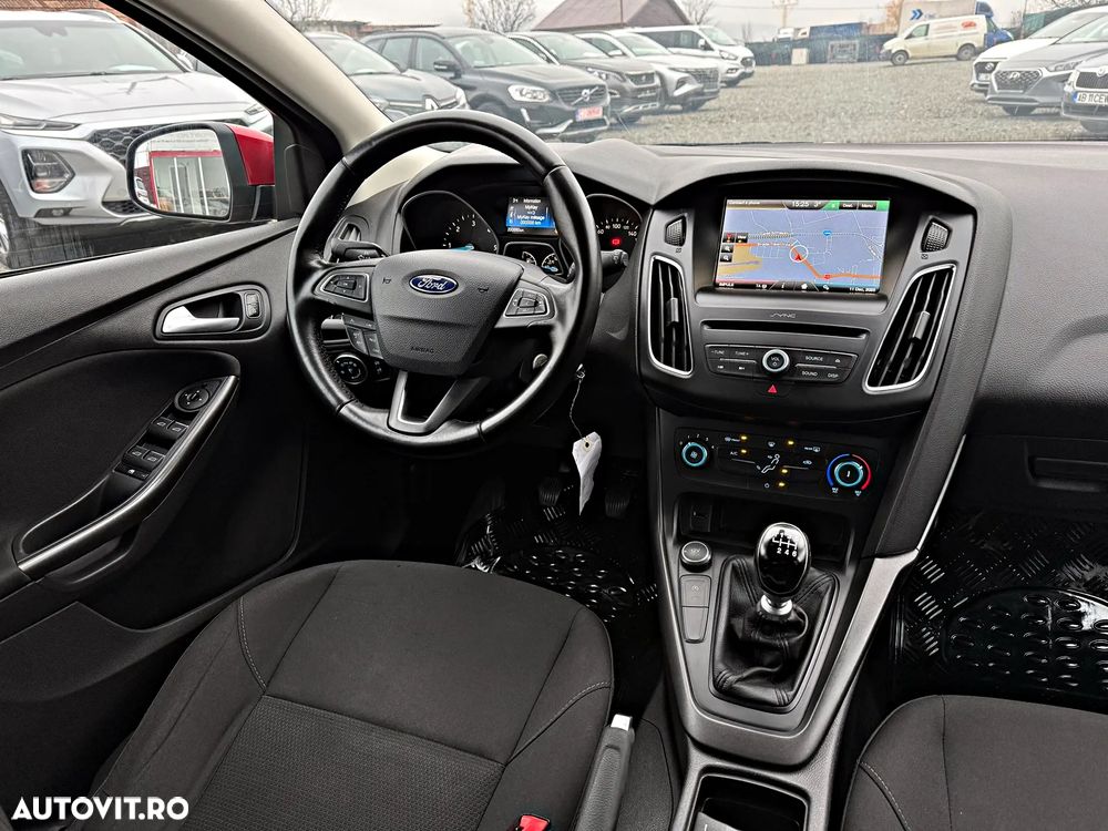 Ford Focus 1.5 TDCi Titanium - 10