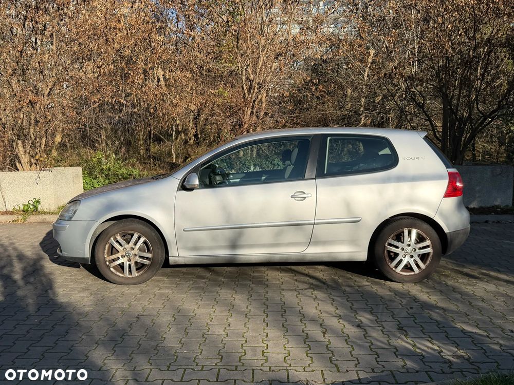 Volkswagen Golf 2.0 TDI Tour - 8