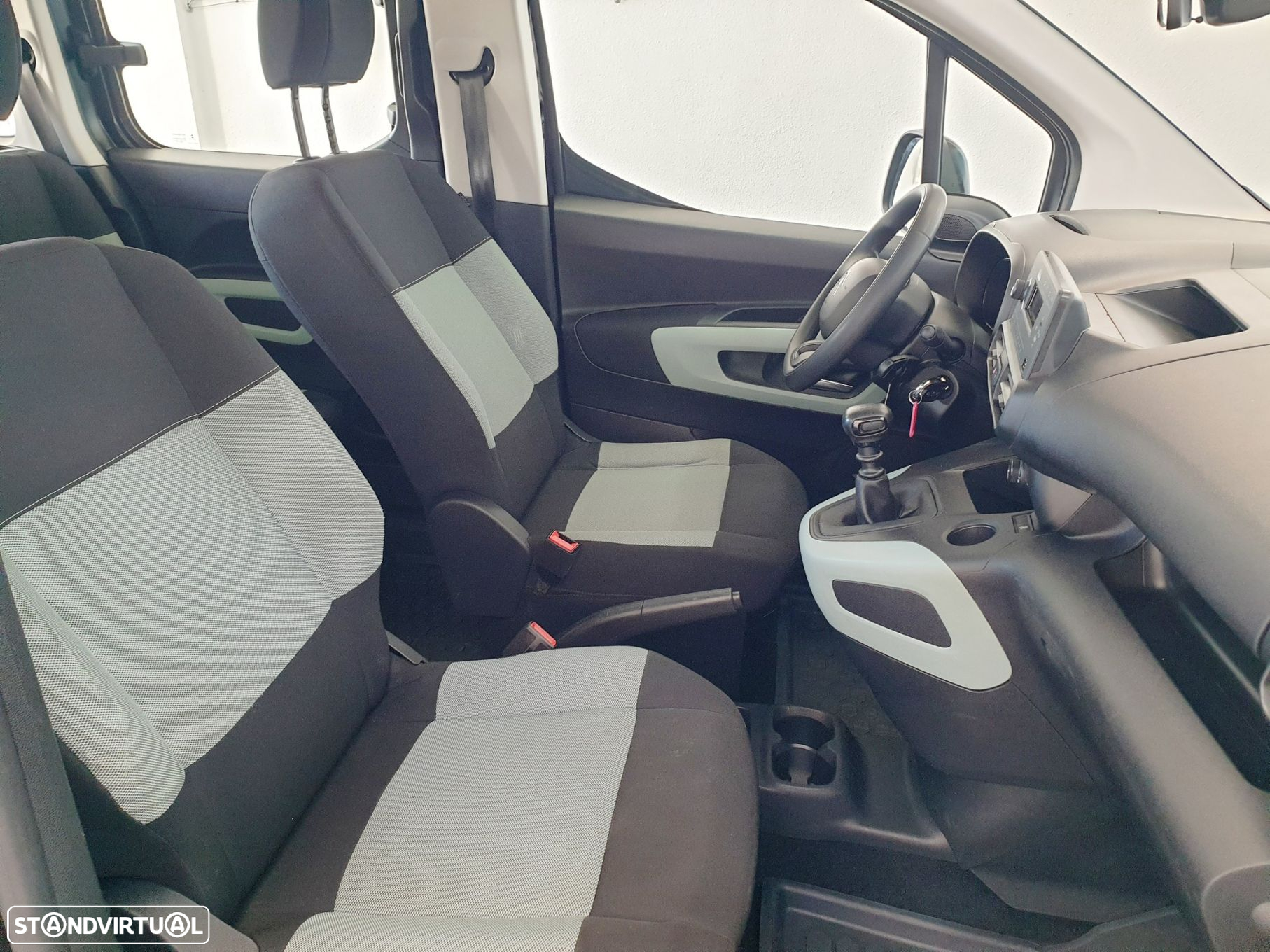 Citroën Berlingo 1.2 PureTech M Shine - 19