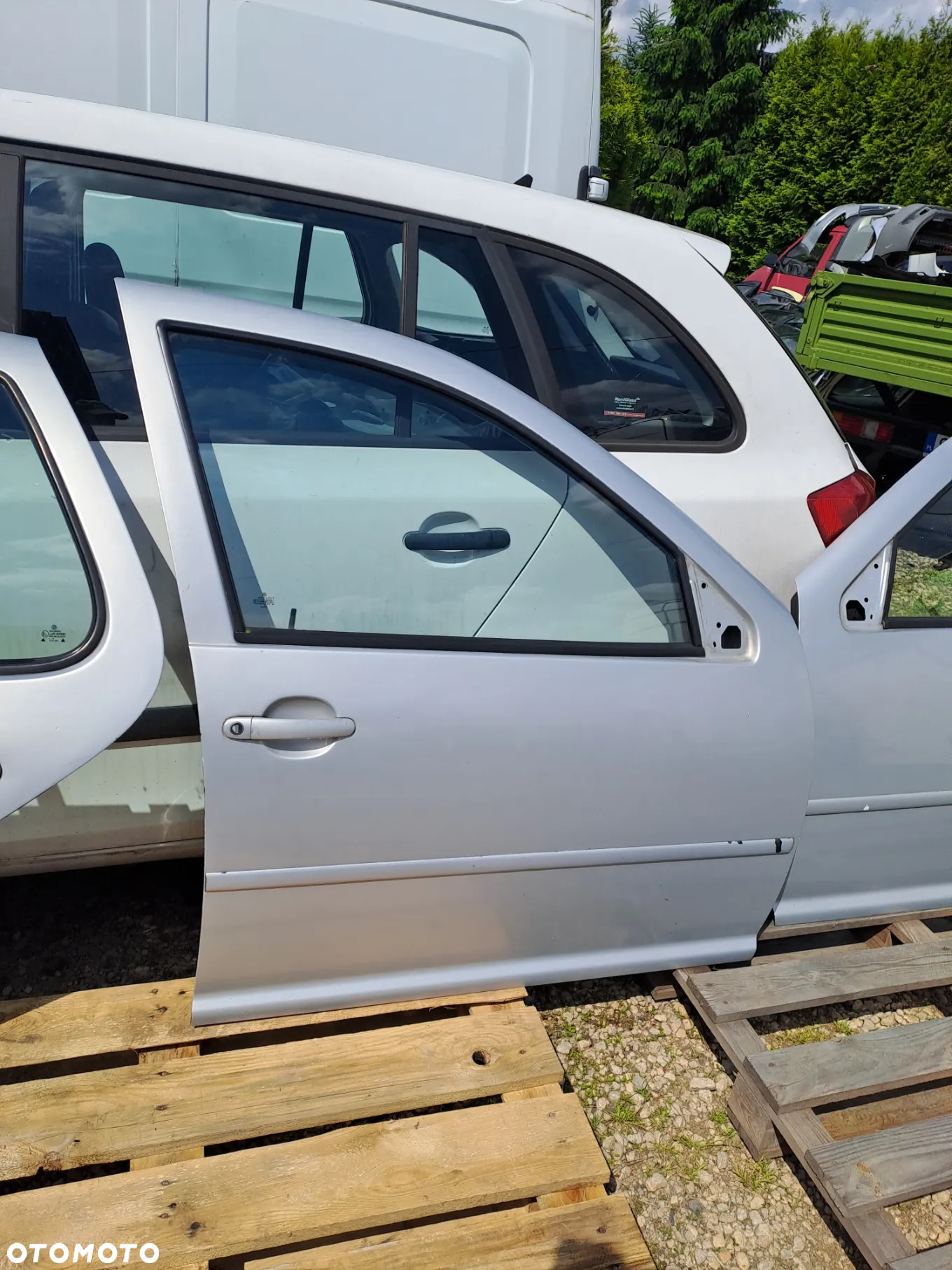 Volkswagen Golf IV 5D drzwi kompletne klapa kod lakieru LB7Z i inne - 5