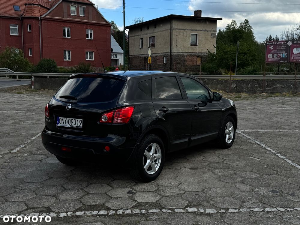 Nissan Qashqai 2.0 dCi 4 x 4 DPF acenta - 5