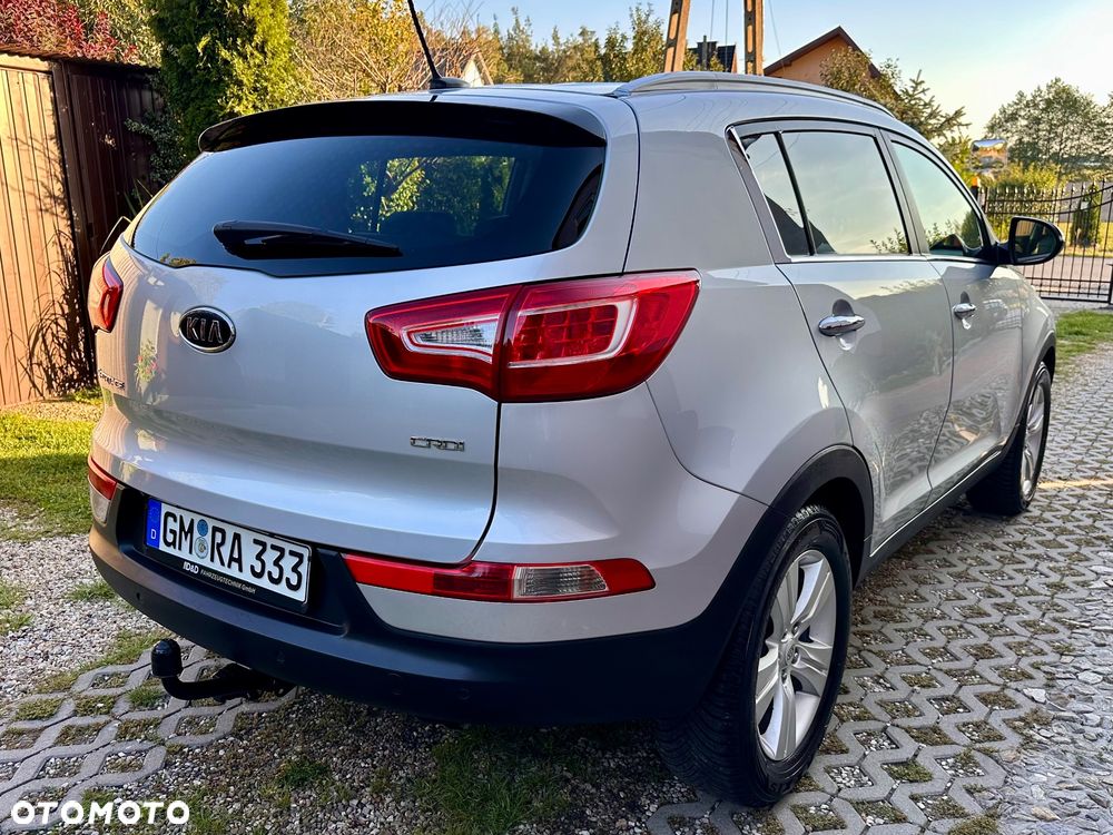 Kia Sportage 1.7 CRDI 2WD ISG Dream-Team Edition - 8