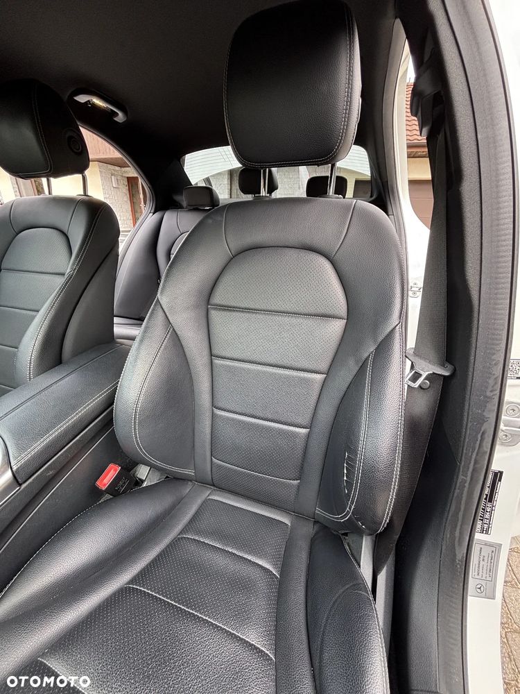 Mercedes-Benz Klasa C 200 4-Matic 7G-TRONIC - 15