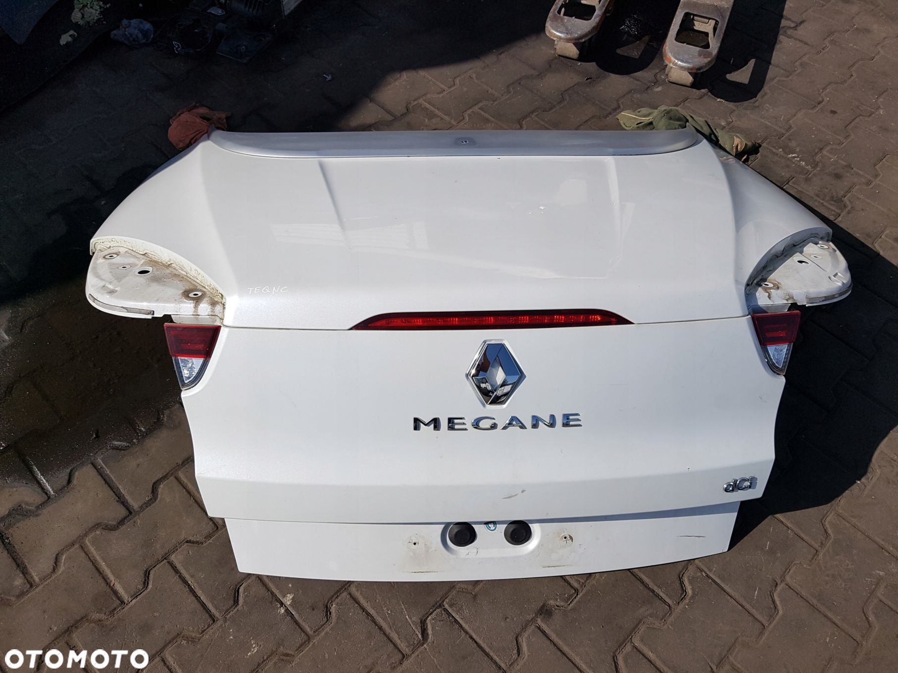 RENAULT MEGANE 3 III CABRIO KLAPA BAGAŻNIKA TYŁ TEQNC - 1