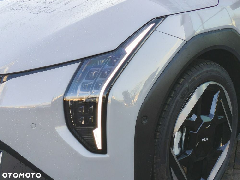 Kia EV4 - 12
