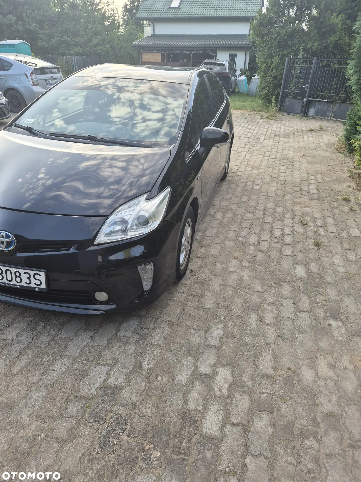 Toyota Prius (Hybrid) - 7