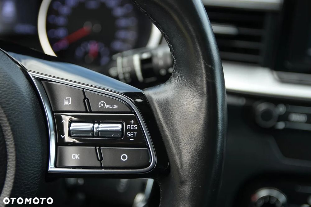 Kia Ceed - 30