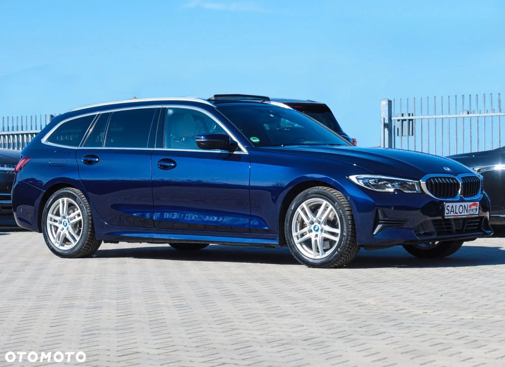 BMW Seria 3 320e Sport Line - 3