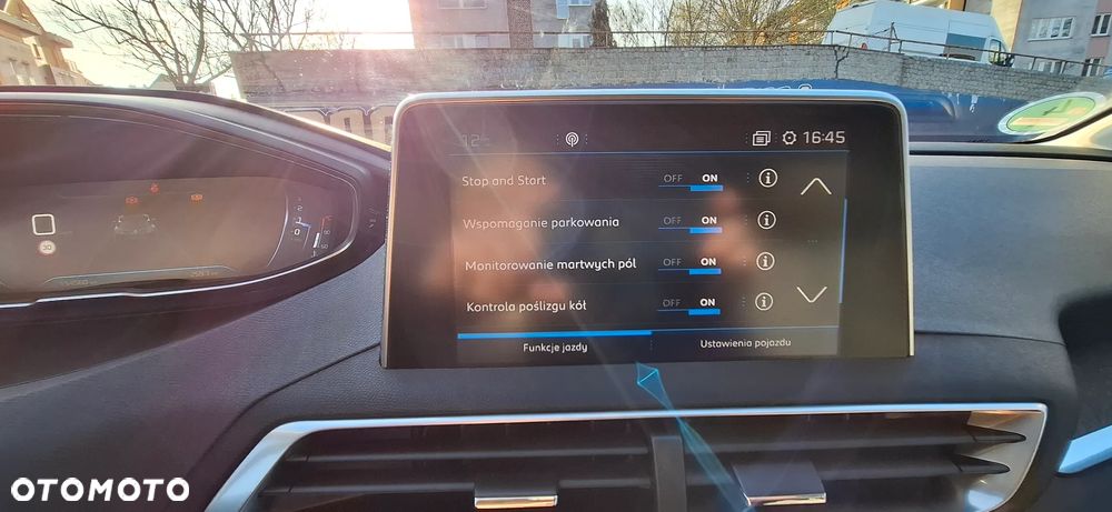 Peugeot 3008 PureTech 130 Stop & Start GPF Allure Business-Paket - 14