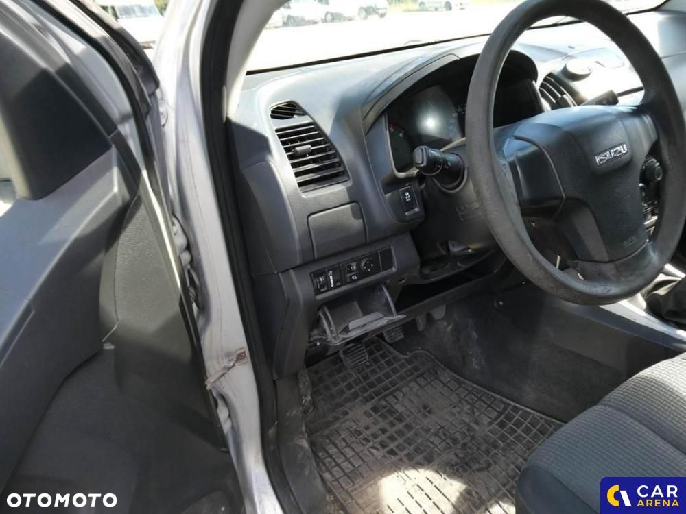 Isuzu D-Max - 24