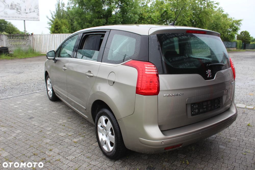 Peugeot 5008 120 VTi Premium - 8