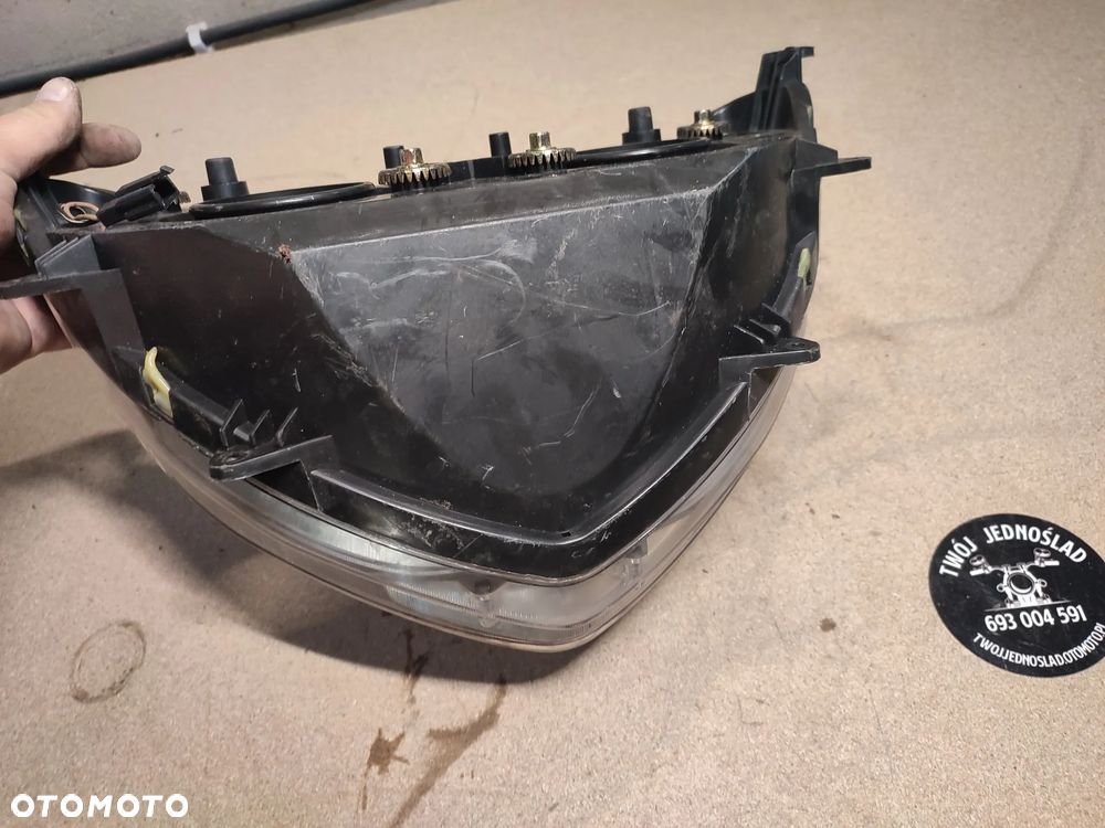 Lampa przód, reflektor Suzuki Burgman 125 - 6