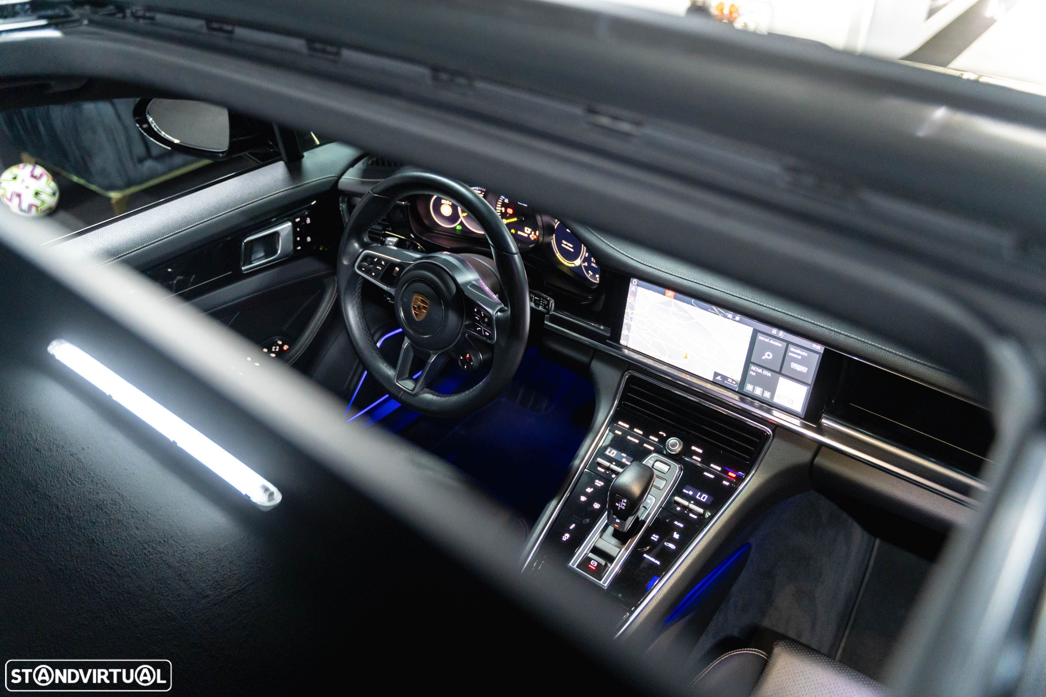 Porsche Panamera Sport Turismo 4 E-Hybrid 10 Years Edition - 19