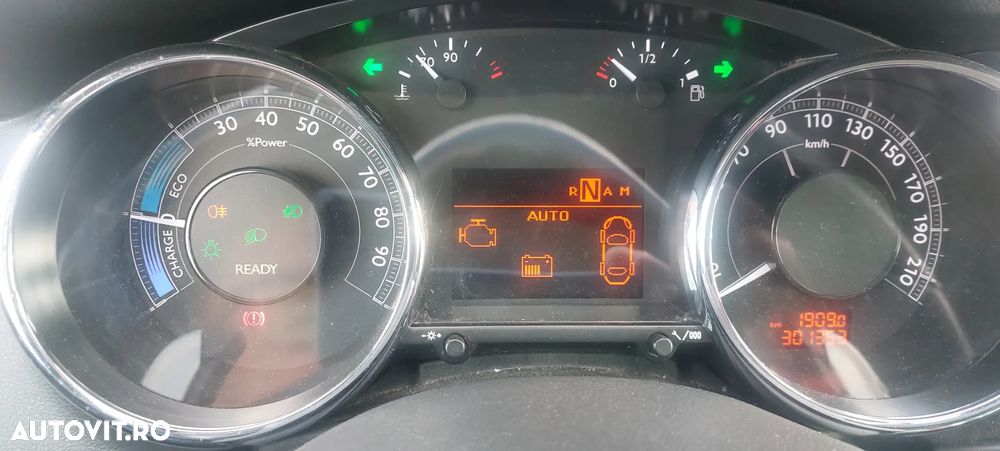 Peugeot 3008 HYbrid4 2.0 HDI FAP BMP - 13