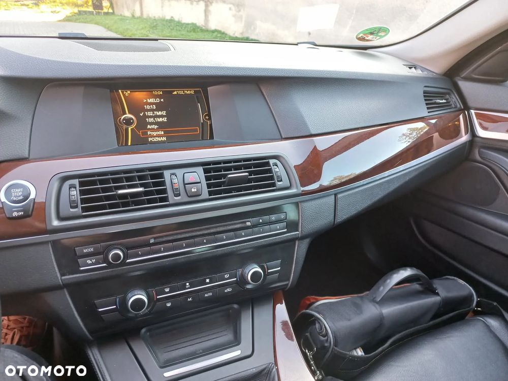 BMW Seria 5 520d Touring - 8