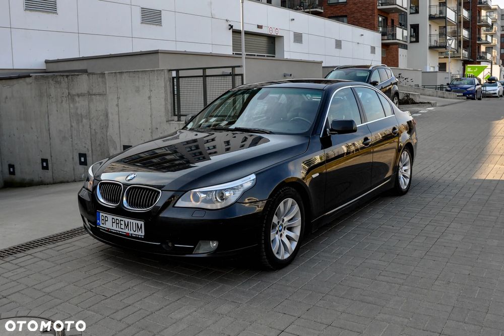 BMW Seria 5 530i - 1