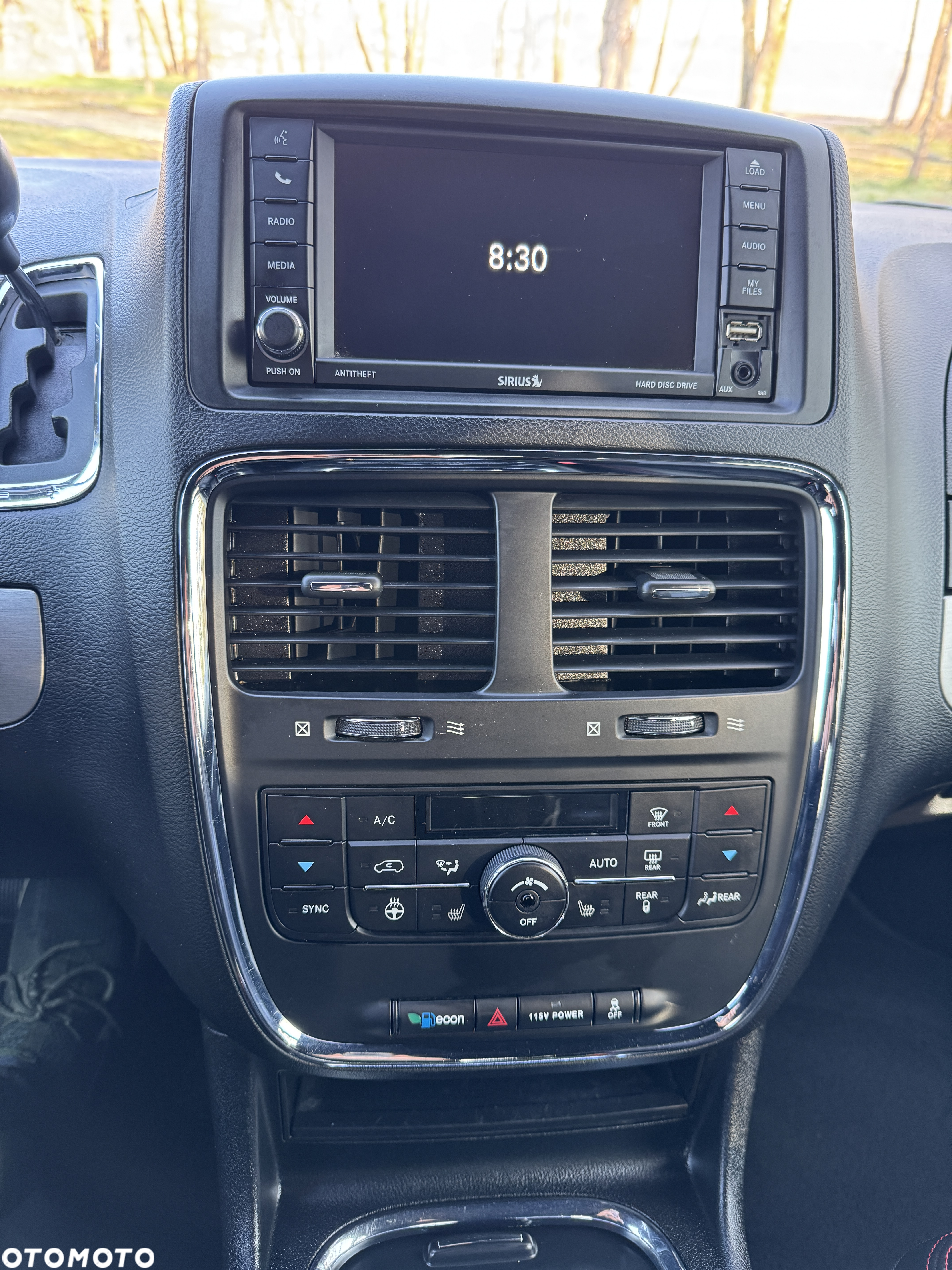 Dodge Grand Caravan 3.6 R/T - 26