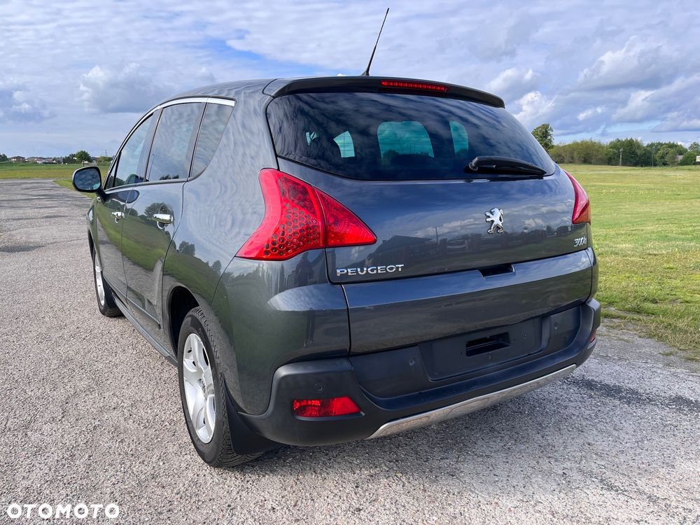 Peugeot 3008 2.0 HDi Premium - 11