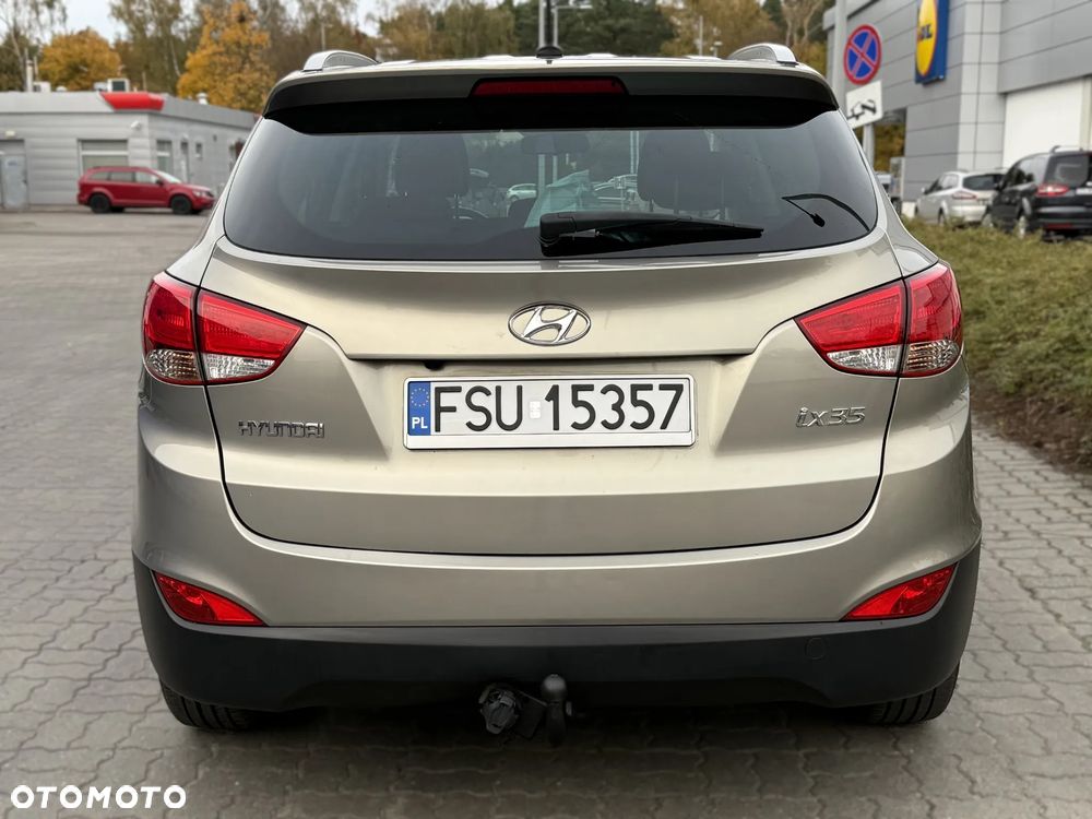 Hyundai ix35 - 13