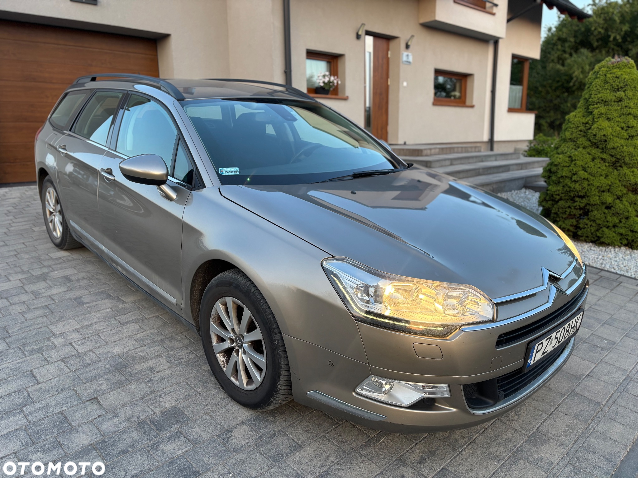 Citroën C5 Tourer e-HDi 110 EGS6 FAP Selection - 13