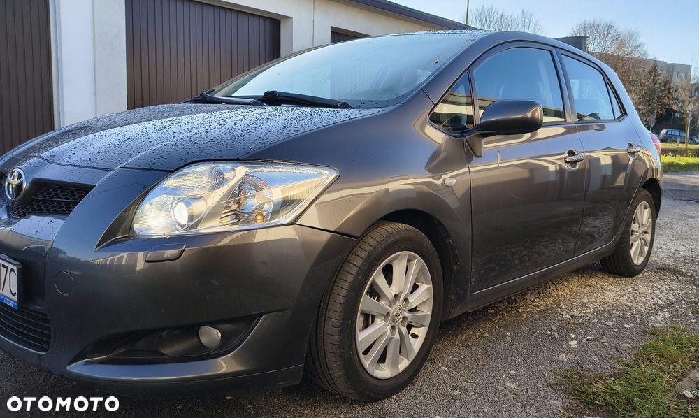 Toyota Auris 1.6 VVT-i Executive - 8