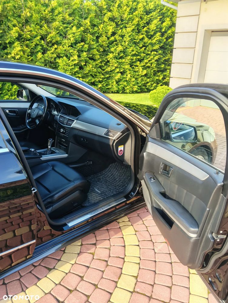 Mercedes-Benz Klasa E 200 CDI BlueEff Avantgarde - 13