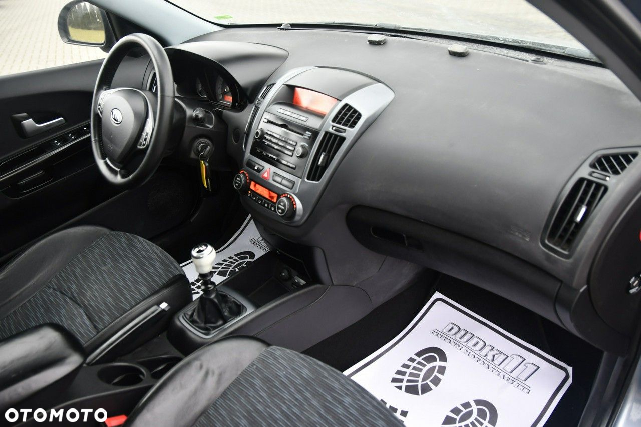 Kia Ceed - 18