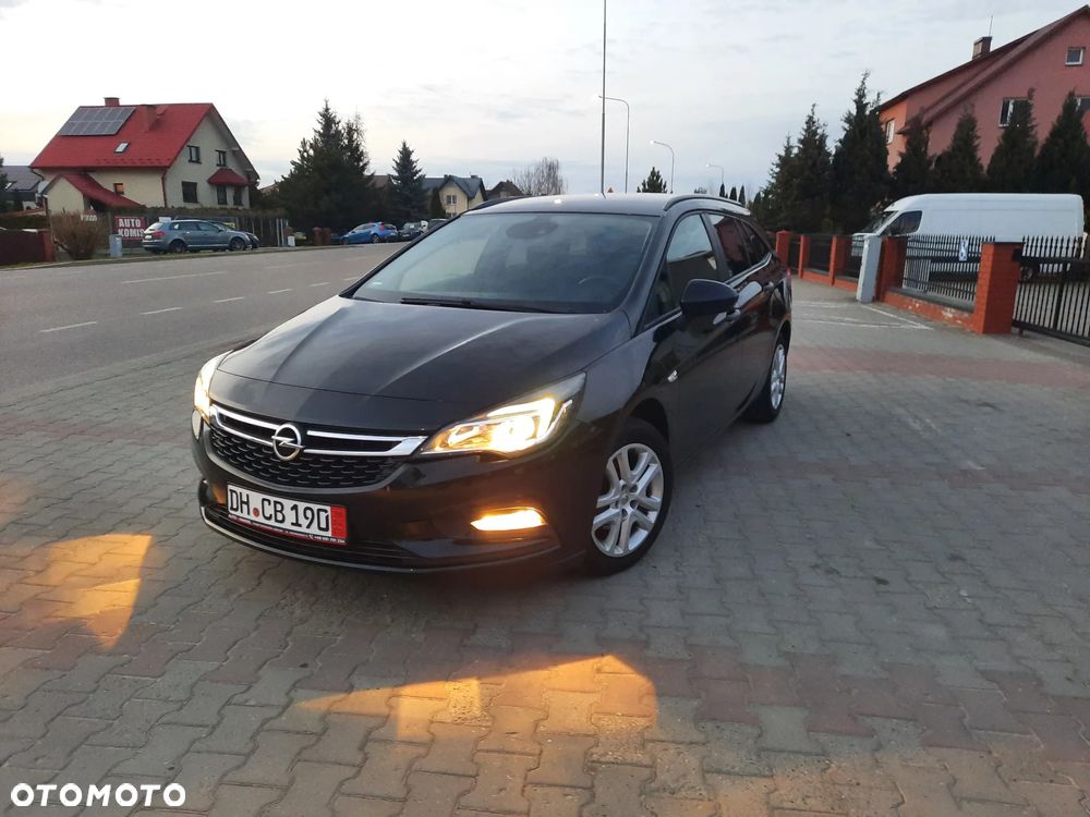 Opel Astra 1.6 CDTI Enjoy S&S - 1