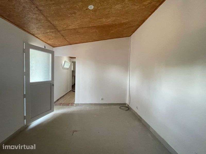 Casa térrea a estrear (T1) para arrendar Pinhal Novo - Grande imagem: 4/6