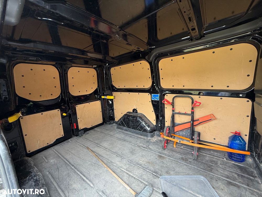 Ford Transit Custom - 4