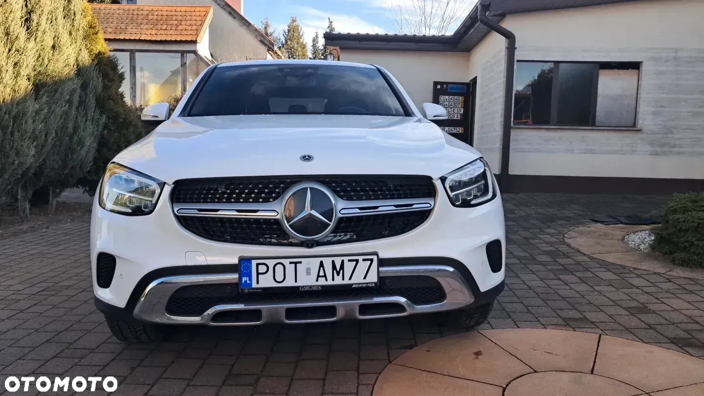 Mercedes-Benz GLC Coupe 300 e 4-Matic - 9