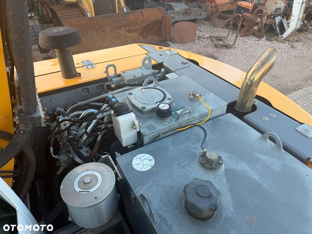 Liebherr A 918 Compact - 23