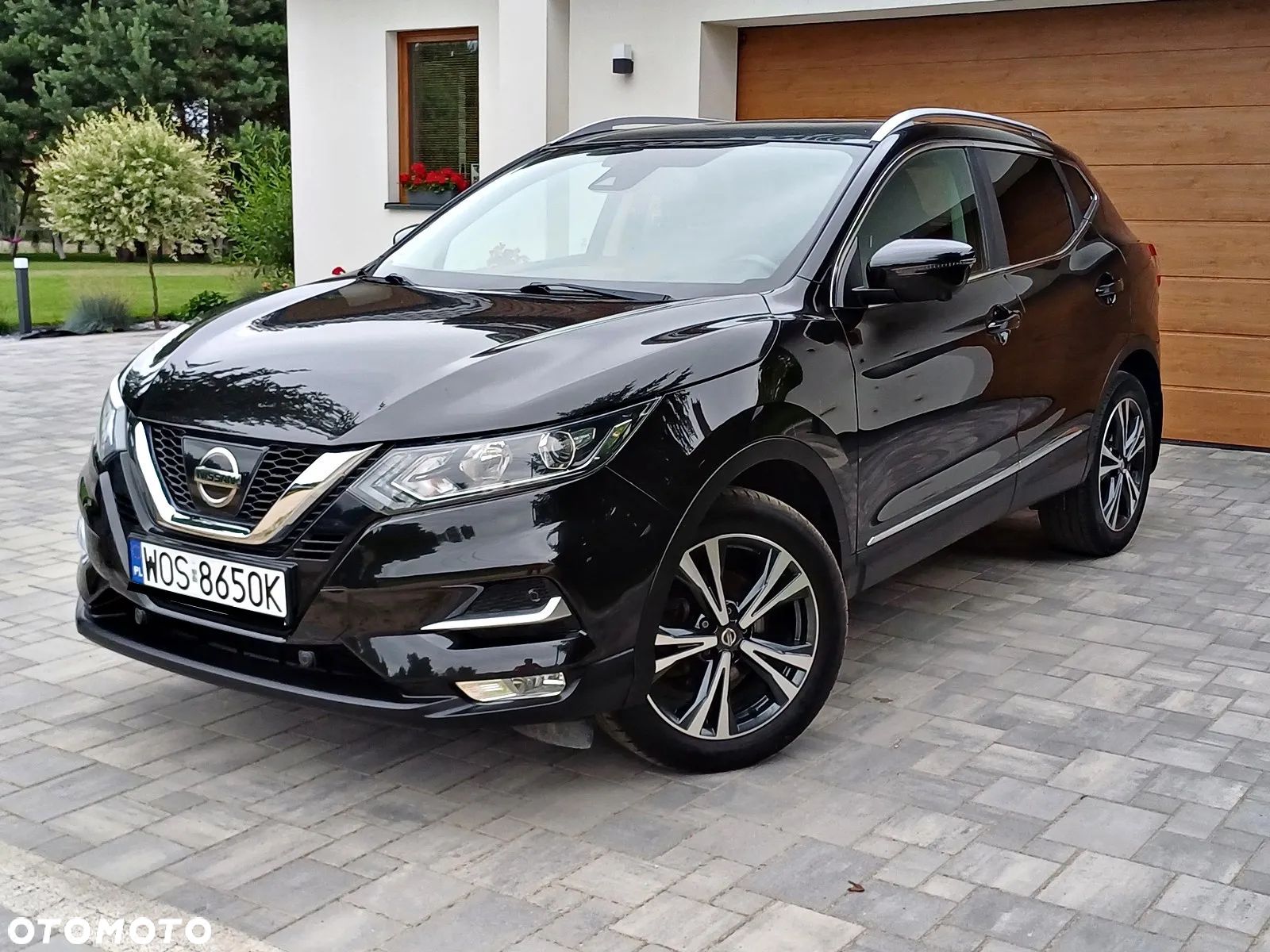 Nissan Qashqai - 1