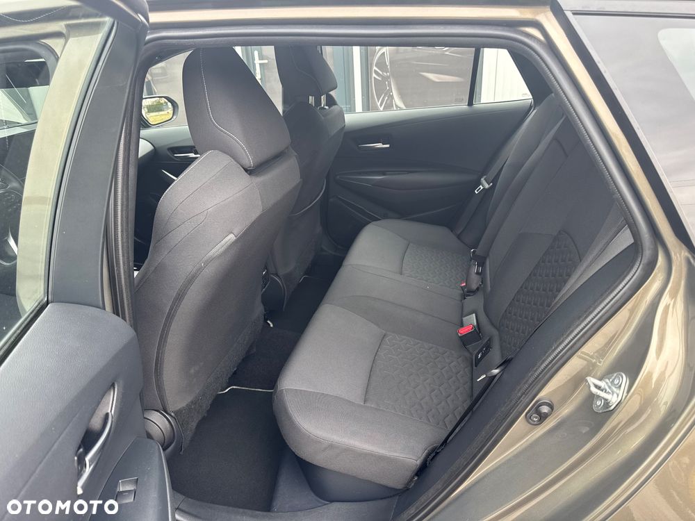 Toyota Corolla 2.0 Hybrid Comfort - 22