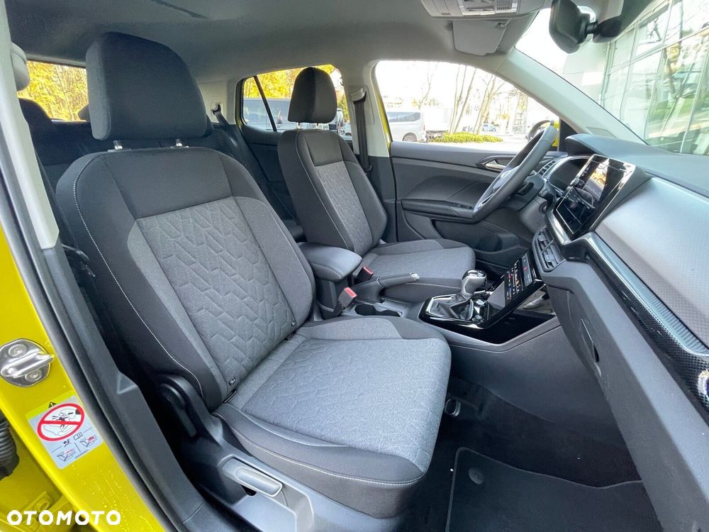 Volkswagen T-Cross - 15