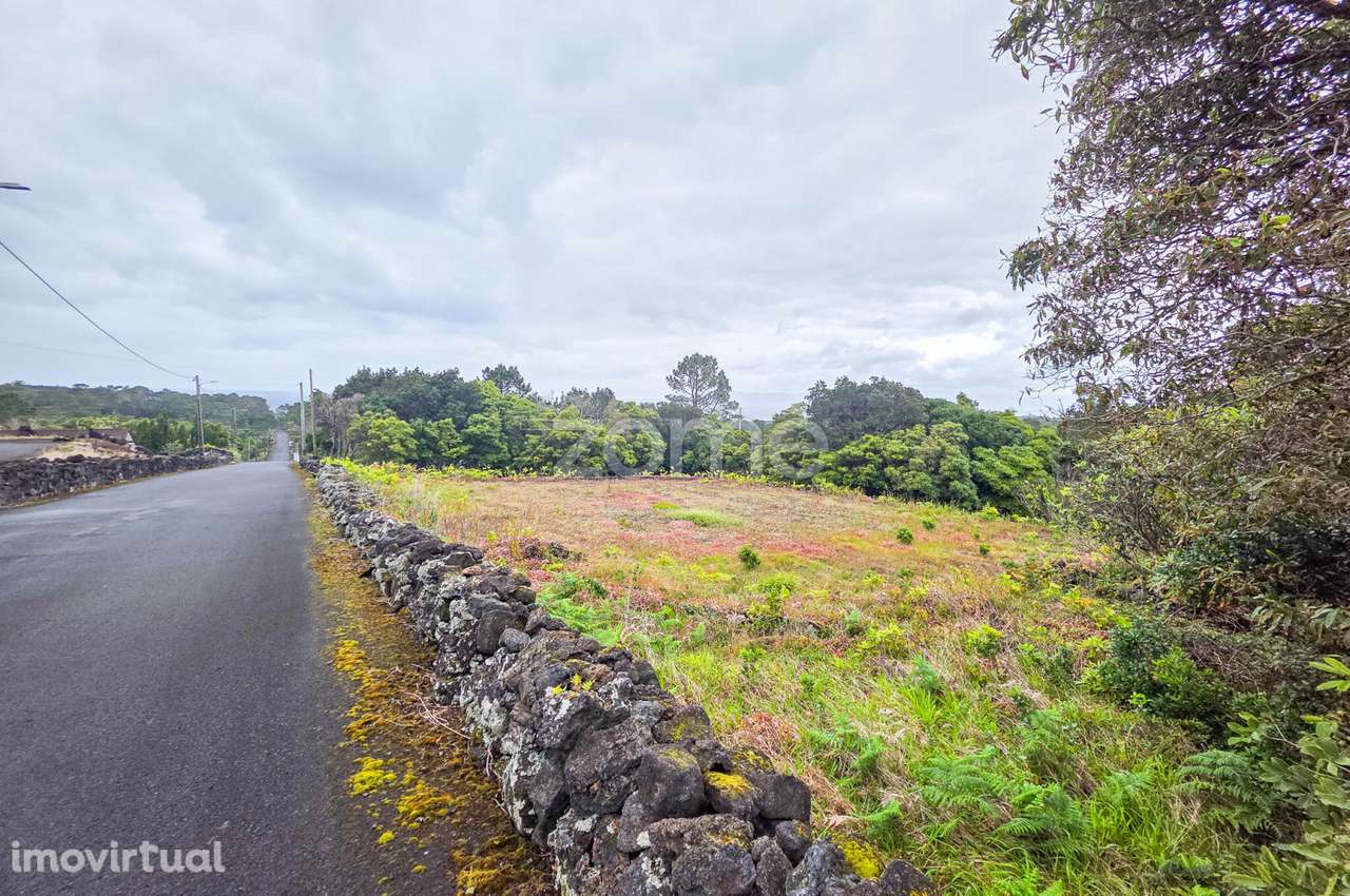 Terreno com 484m2 em Santa Luzia na Ilha do Pico - Grande imagem: 5/17