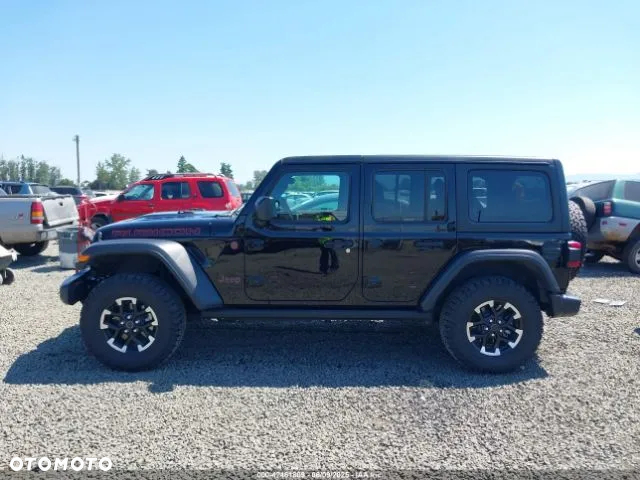 Jeep Wrangler - 11