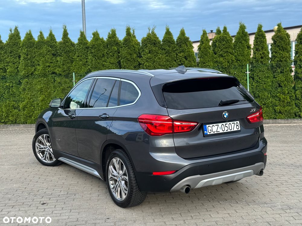 BMW X1 xDrive25i xLine - 5