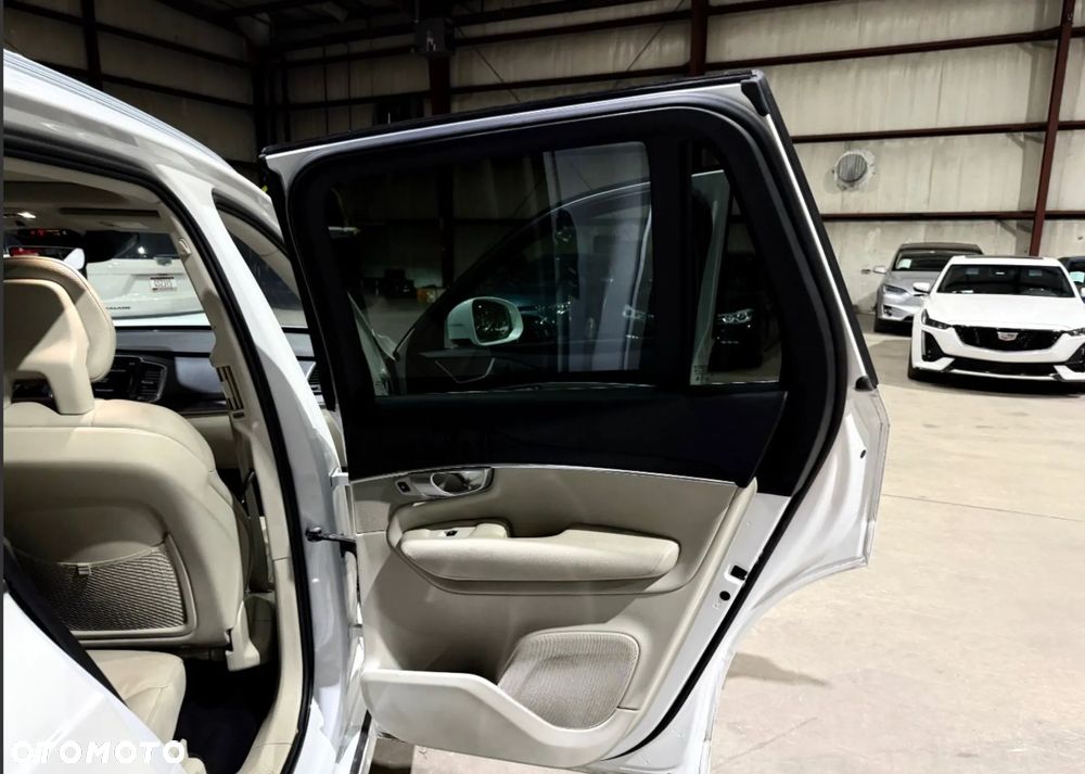 Volvo XC 90 T5 AWD Momentum 7os - 22