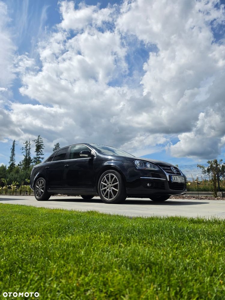 Volkswagen Jetta 2.0 TDI DPF Comfortline - 1