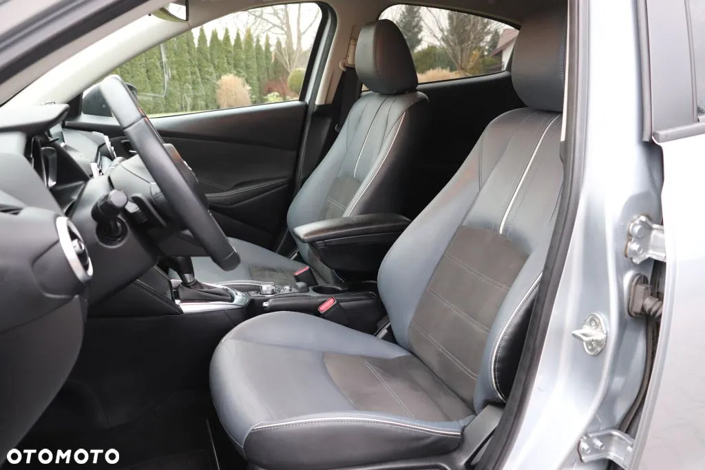 Mazda 2 SKYACTIV-G 90 Sports-Line - 11