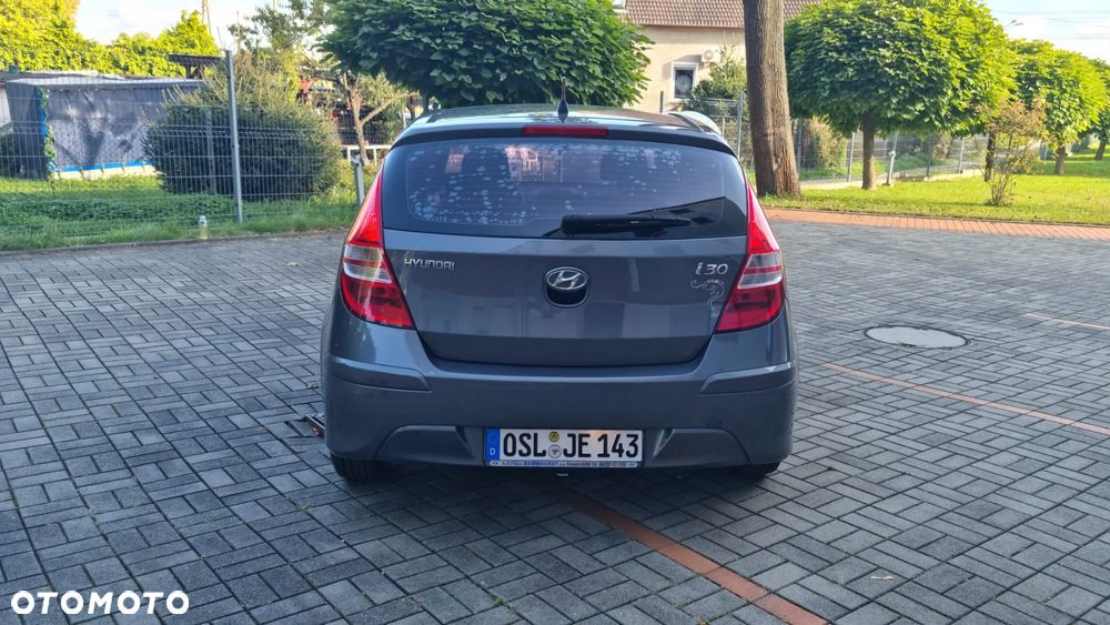 Hyundai i30 1.4 Comfort - 11