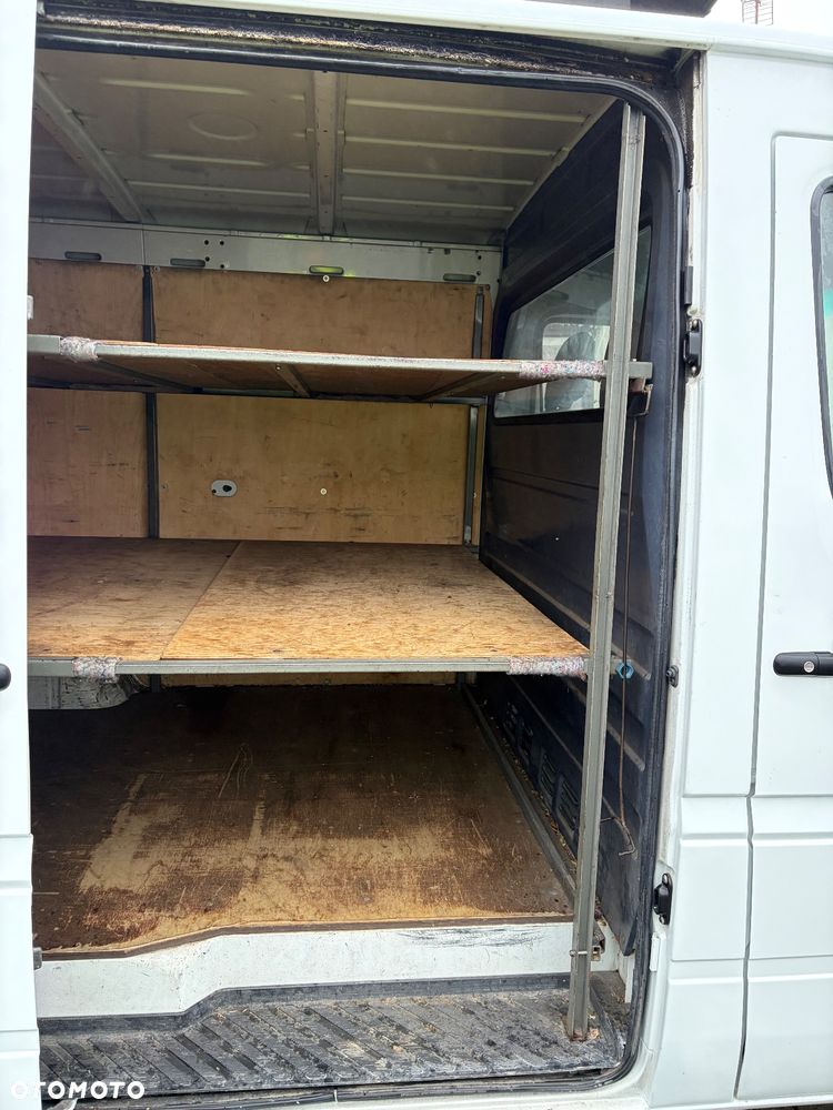 Mercedes-Benz SPRINTER - 10