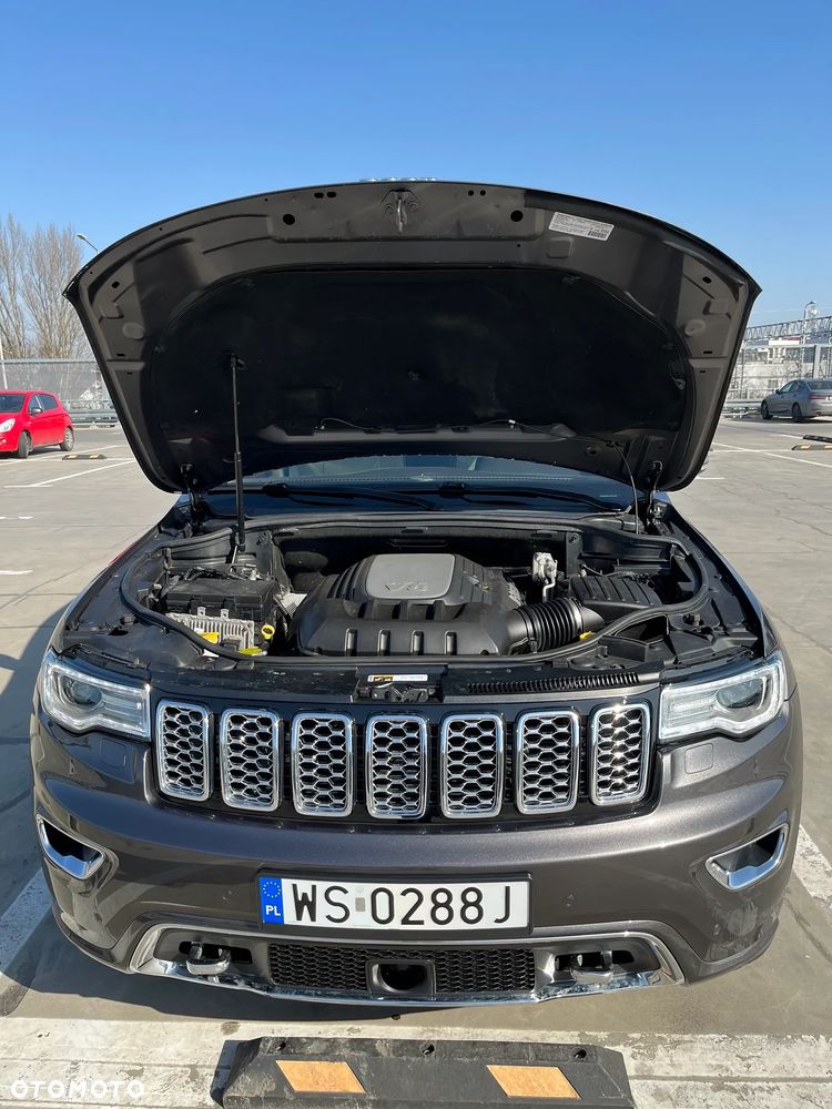 Jeep Grand Cherokee 5.7 V8 HEMI Overland Summit - 26