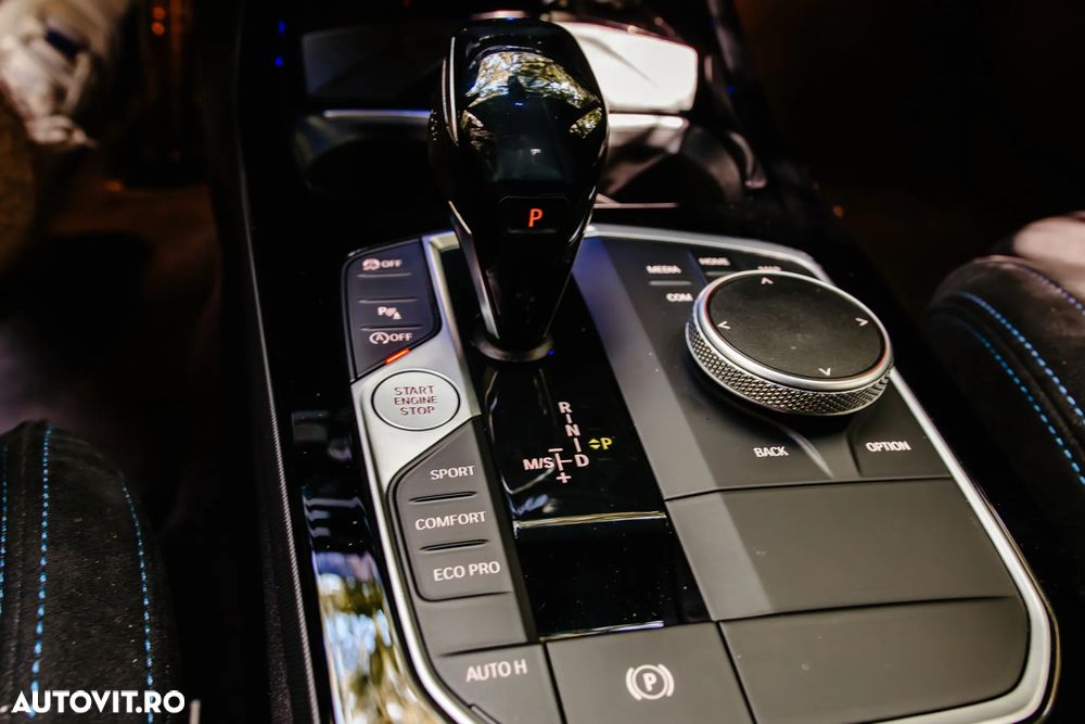 BMW M2 M235i xDrive - 31