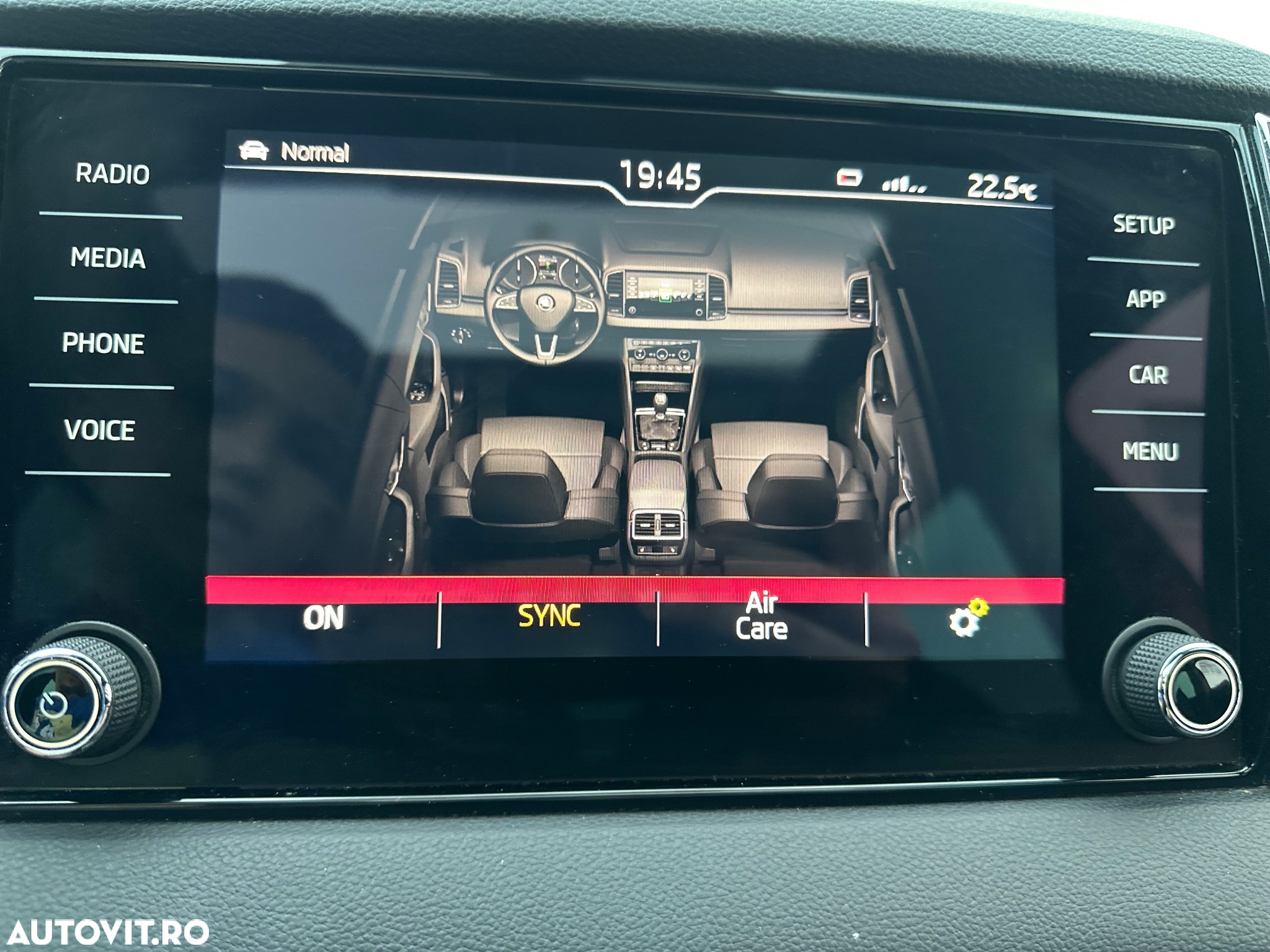 Skoda Karoq 2.0 TSI 4X4 DSG Sportline - 18