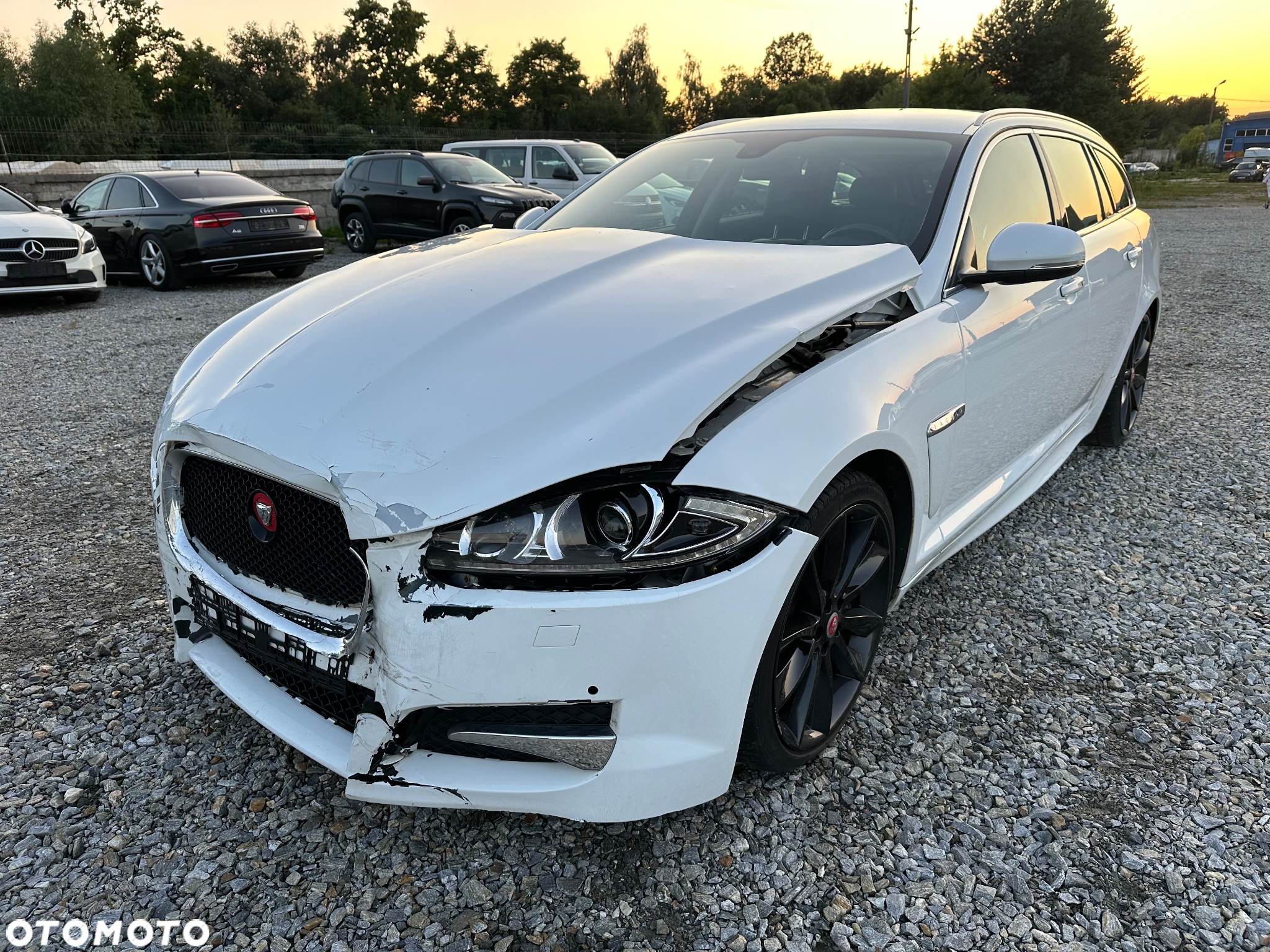 Jaguar XF 3.0 V6 Diesel S Sportbrake - 35